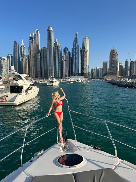 Header of anastassia061