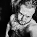 Onlyfans free bearweslley 

 profile picture