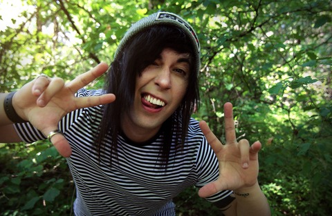Header of capndesdes