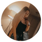 cryyystal_nicole OnlyFans Leaked (49 Photos and 32 Videos) 

 profile picture