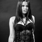 View ema.emma (Emma99) OnlyFans 116 Photos and 32 Videos leaked 

 profile picture