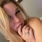 View FoxyBlond (foxxyblondd) OnlyFans 77 Photos and 32 Videos for free 

 profile picture