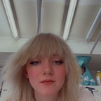 View foxyy420 (Foxxxy420) OnlyFans 49 Photos and 32 Videos for free 

 profile picture
