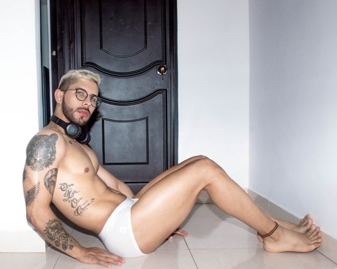 Header of hijayden