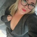 Onlyfans free content hotwife_curvycouple 

 profile picture