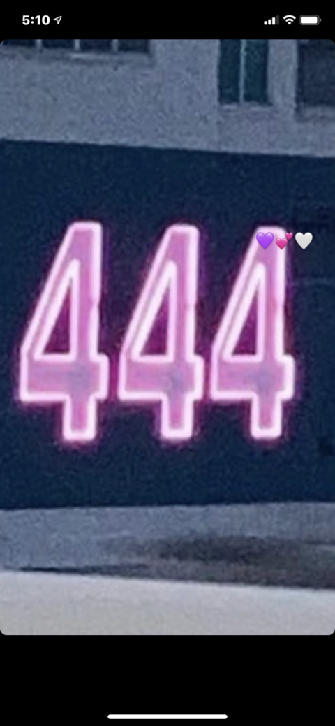 Header of irismarieofficial