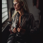 View 𝐸𝓁𝑜 (kinkyelo) OnlyFans 311 Photos and 32 Videos for free 

 profile picture
