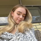 View Lauren Cross (laurenxcross) OnlyFans 61 Photos and 32 Videos for free 

 profile picture