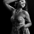 laylabeer (Layla Abeer) OnlyFans Leaked Content 

 profile picture