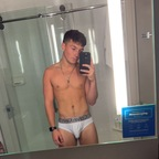 leotwinkkkk (Leo) OnlyFans Leaked Content 

 profile picture
