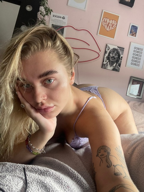 Header of lexiowen99