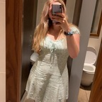 View niamhrose777 (Niamh Rose) OnlyFans 49 Photos and 32 Videos for free 

 profile picture