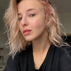 View Nura ❤️❤️❤️ (nuravura) OnlyFans 150 Photos and 32 Videos leaked 

 profile picture