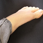 View Rox Feet (rox-feet) OnlyFans 49 Photos and 32 Videos leaked 

 profile picture