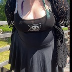 Free access to @roxannelestrange22 (RoxAnne) Leaks OnlyFans 

 profile picture