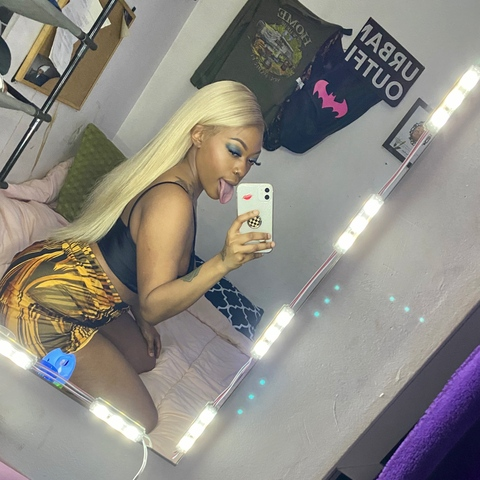 Header of sauceymonae