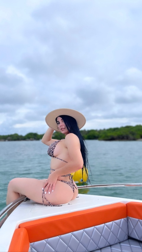 Header of sexmelissa