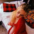 View shea-lynn9 OnlyFans content for free 

 profile picture