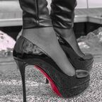 View shyemmalove (SHY EMMA-LOVE) OnlyFans 421 Photos and 42 Videos for free 

 profile picture