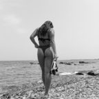 View simply_sofia OnlyFans content for free 

 profile picture