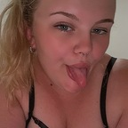 View Skye Suzanne (skye_suzanne16) OnlyFans 217 Photos and 45 Videos gallery 

 profile picture