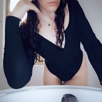 View smoking420goddess (Smoke Goddess) OnlyFans 99 Photos and 32 Videos gallery 

 profile picture