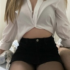 View Rose Miller (sneakywaterbuffalo) OnlyFans 64 Photos and 32 Videos gallery 

 profile picture