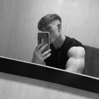 thefunlad OnlyFans Leak 

 profile picture