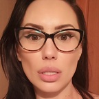 Download therealqueen00 OnlyFans content for free 

 profile picture