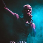 View TshombeGreat✨ (tshombegreat) OnlyFans 49 Photos and 32 Videos for free 

 profile picture