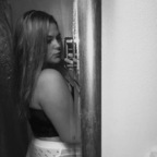 View Veronica Fletcher (vvgirlyxxx) OnlyFans 49 Photos and 32 Videos for free 

 profile picture